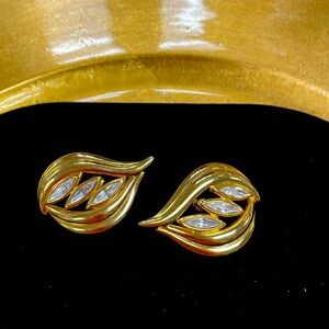 COPY - Napier Vintage earrings